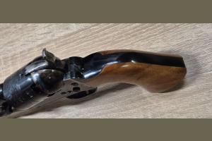 Colt Model 1861 Navy kal. .36BP Uberti & Gardone