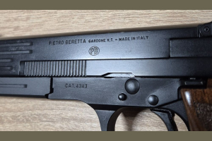 Beretta Standard Mod.89 kal 22LR ZESTAW