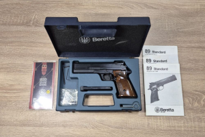 Beretta Standard Mod.89 kal 22LR ZESTAW