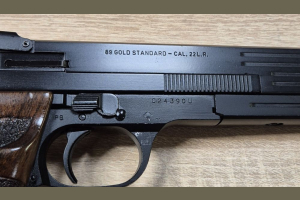 Beretta 89 Gold Standard kal 22LR ZESTAW