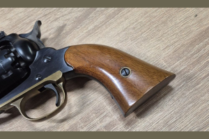 Remington New Belt 1858 kal. 36BP Uberti