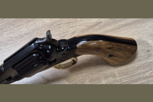 Remington 1858 kal. .44BP Navy Arms co Ridgefield
