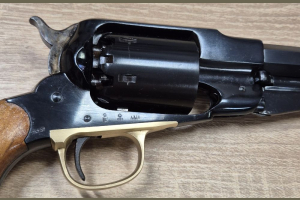 Remington 1858 kal. .44BP Navy Arms co Ridgefield