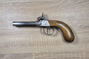 Podróżny pistolet dwulufowy kal. 10mm