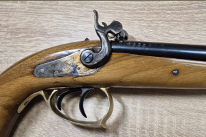 Pistolet dwulufowy Corsair kal. .36BP