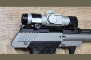 Colt Target Model kal. .22LR z kolimatorem