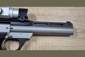 Colt Target Model kal. .22LR z kolimatorem